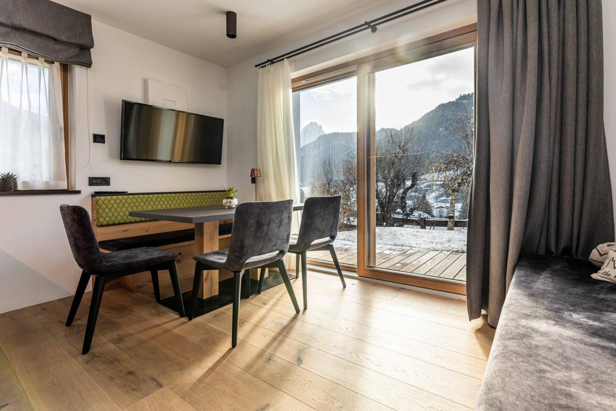 Apartments Stlarida Ортизей Екстериор снимка