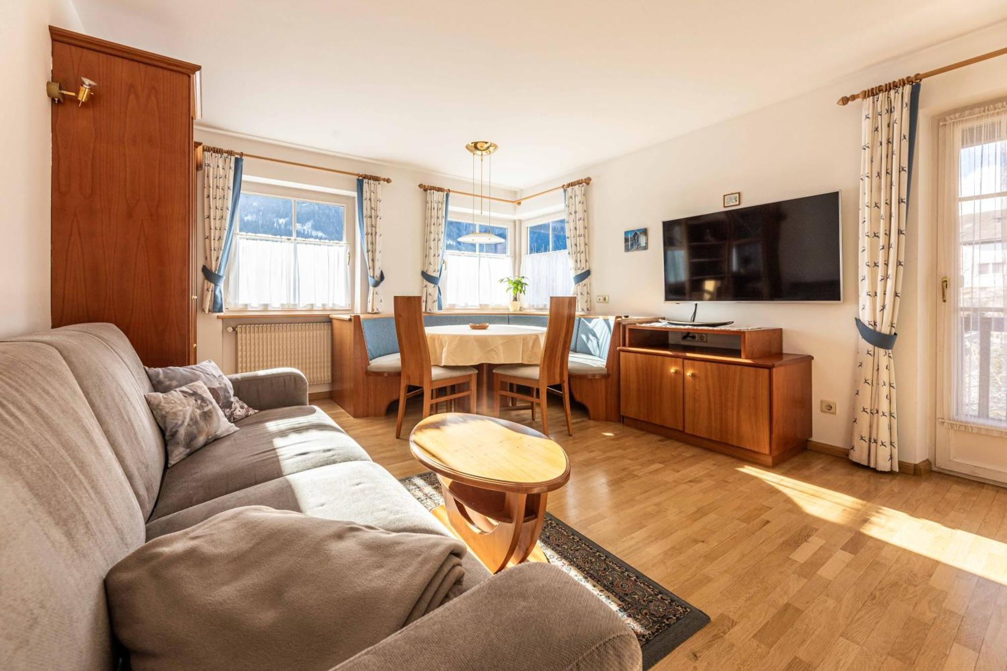 Apartments Stlarida Ортизей Екстериор снимка